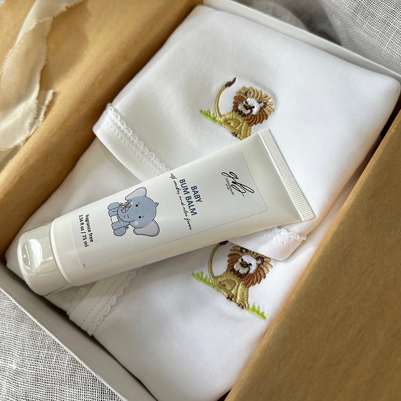 Newborn Baby Gift Set Bib Lion Onsie and Diaper Cream