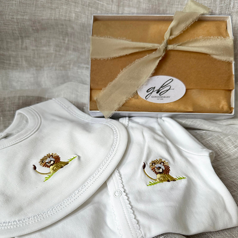 Newborn Baby Gift Set Lion Bib and Onsie