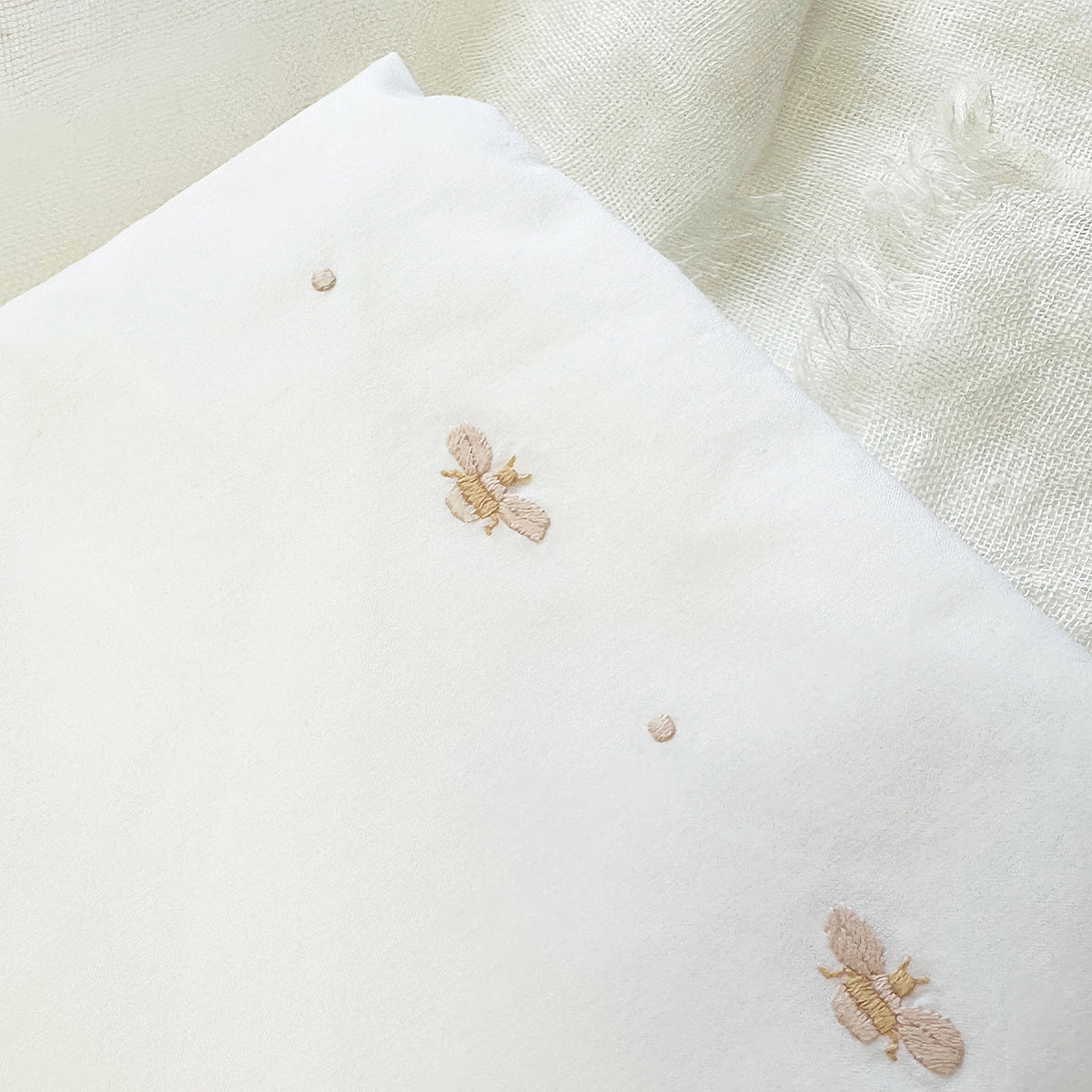 Crib Fitted Sheet Baby Bee Beige