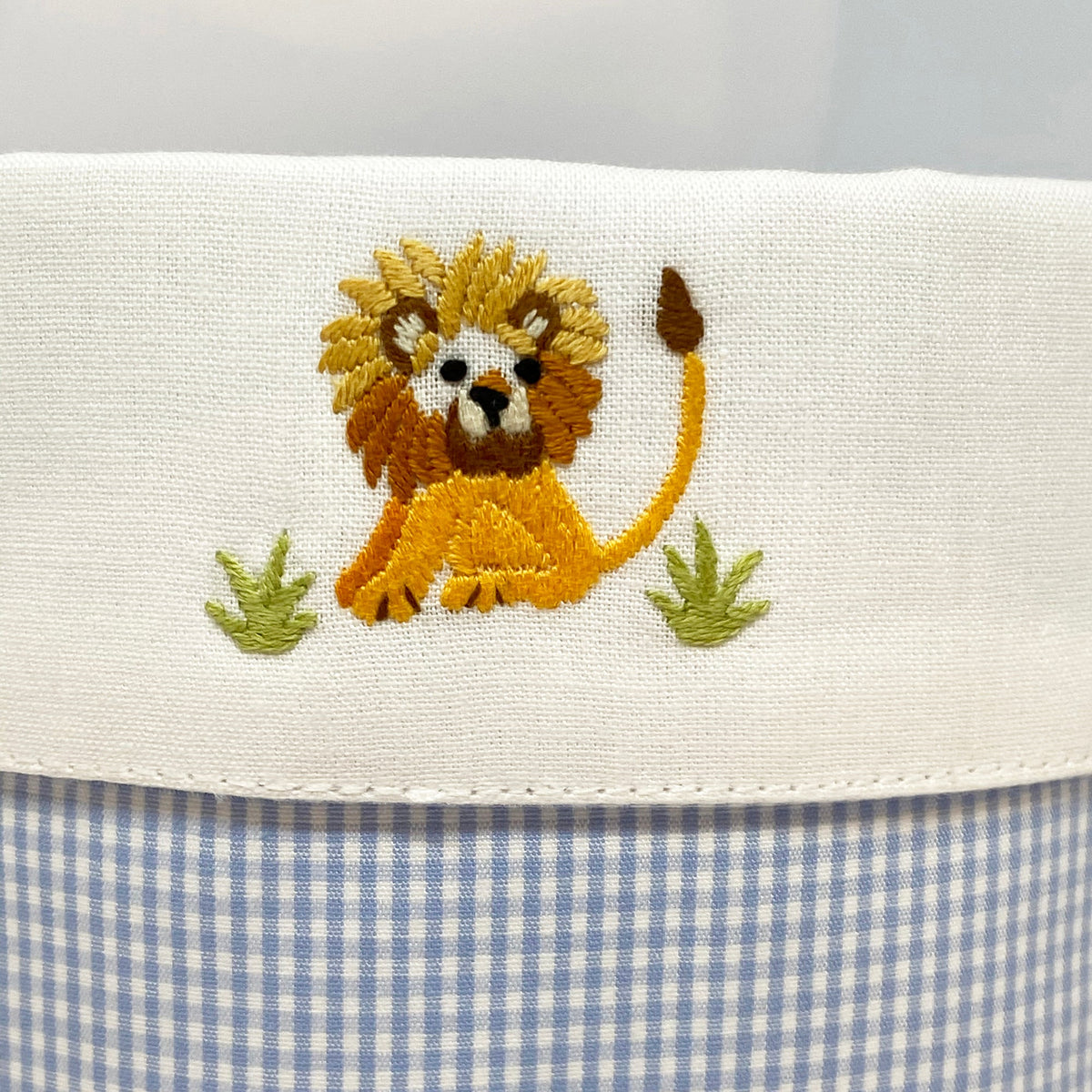 lion detail on baby vanity holder