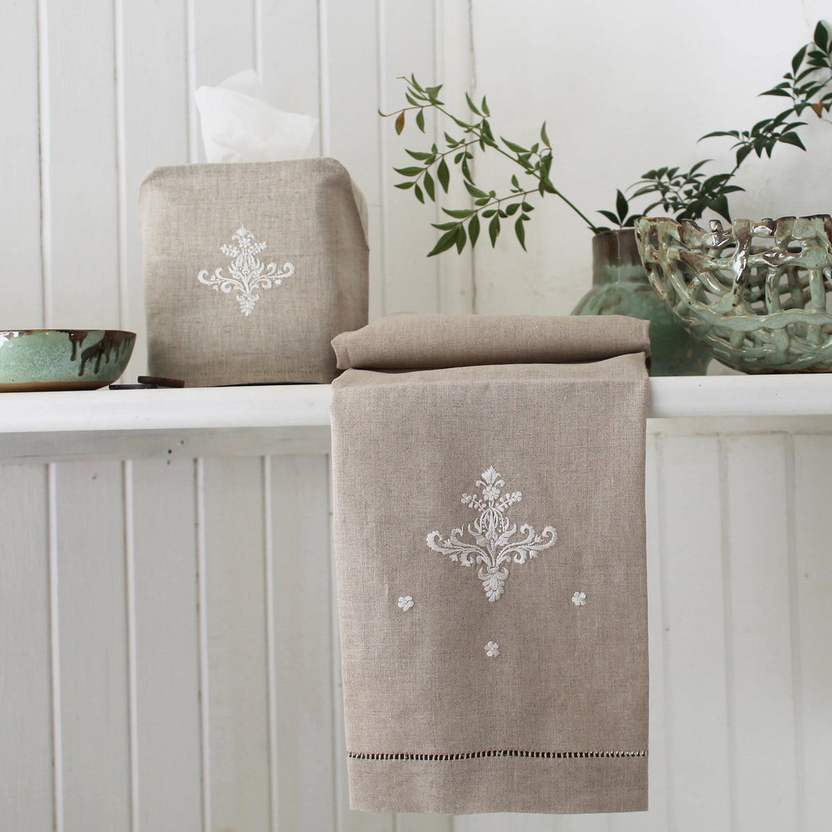 cotton linen embroidered guest towel