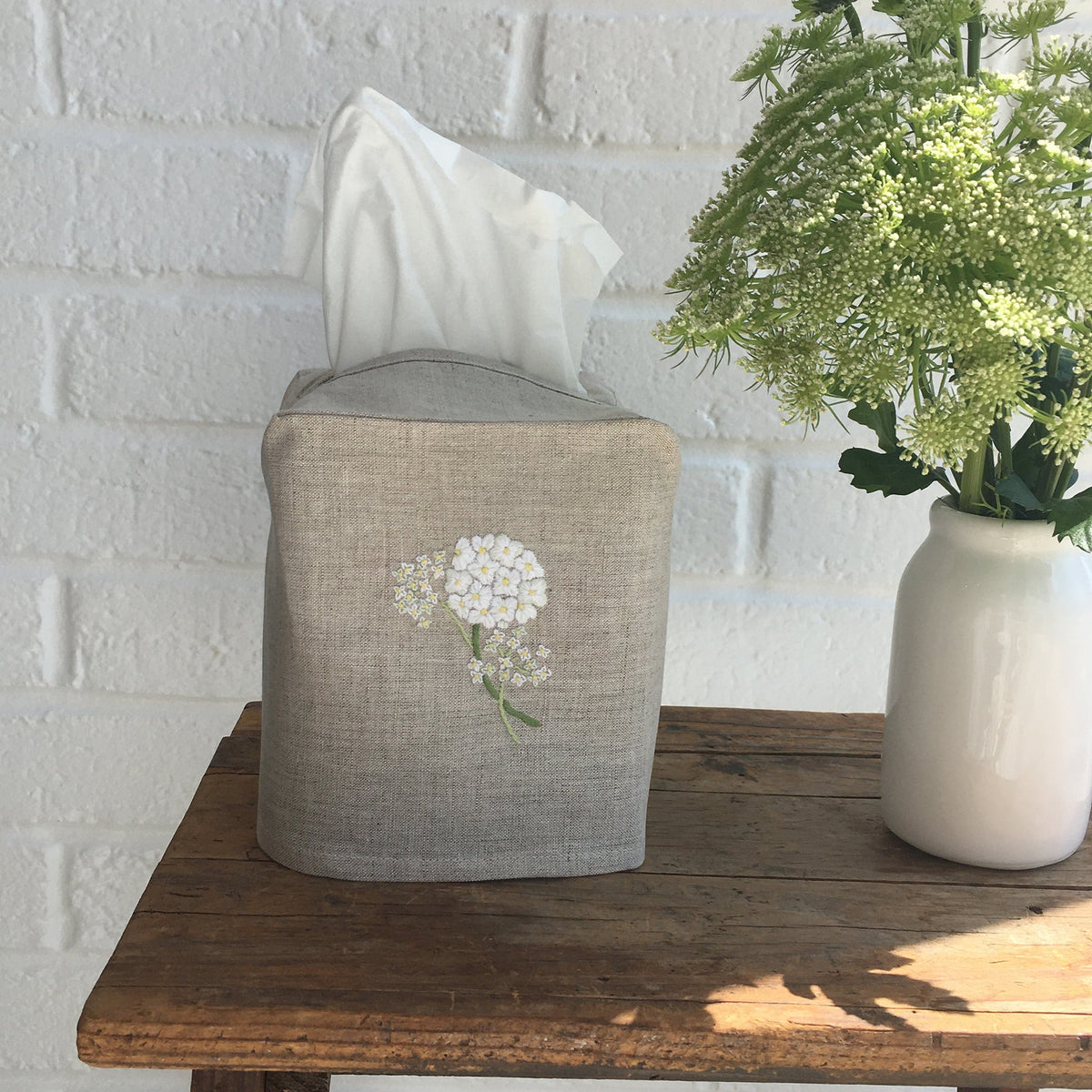 linen tissue box cover - natural hydrangea